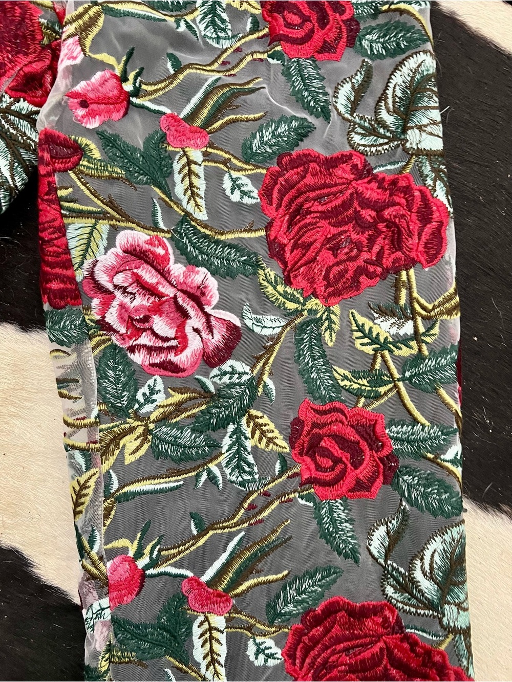 Ruby Rosita Embroidered Pants - Picture 4 of 8